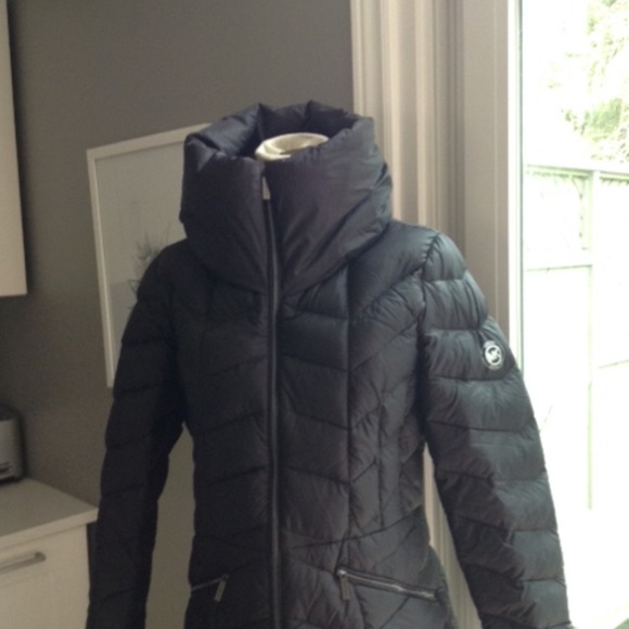 NEW MICHAEL KORS 90% DOWN QUILTED PUFF BLACK JACKET SIZE L - Picture 5 of 10